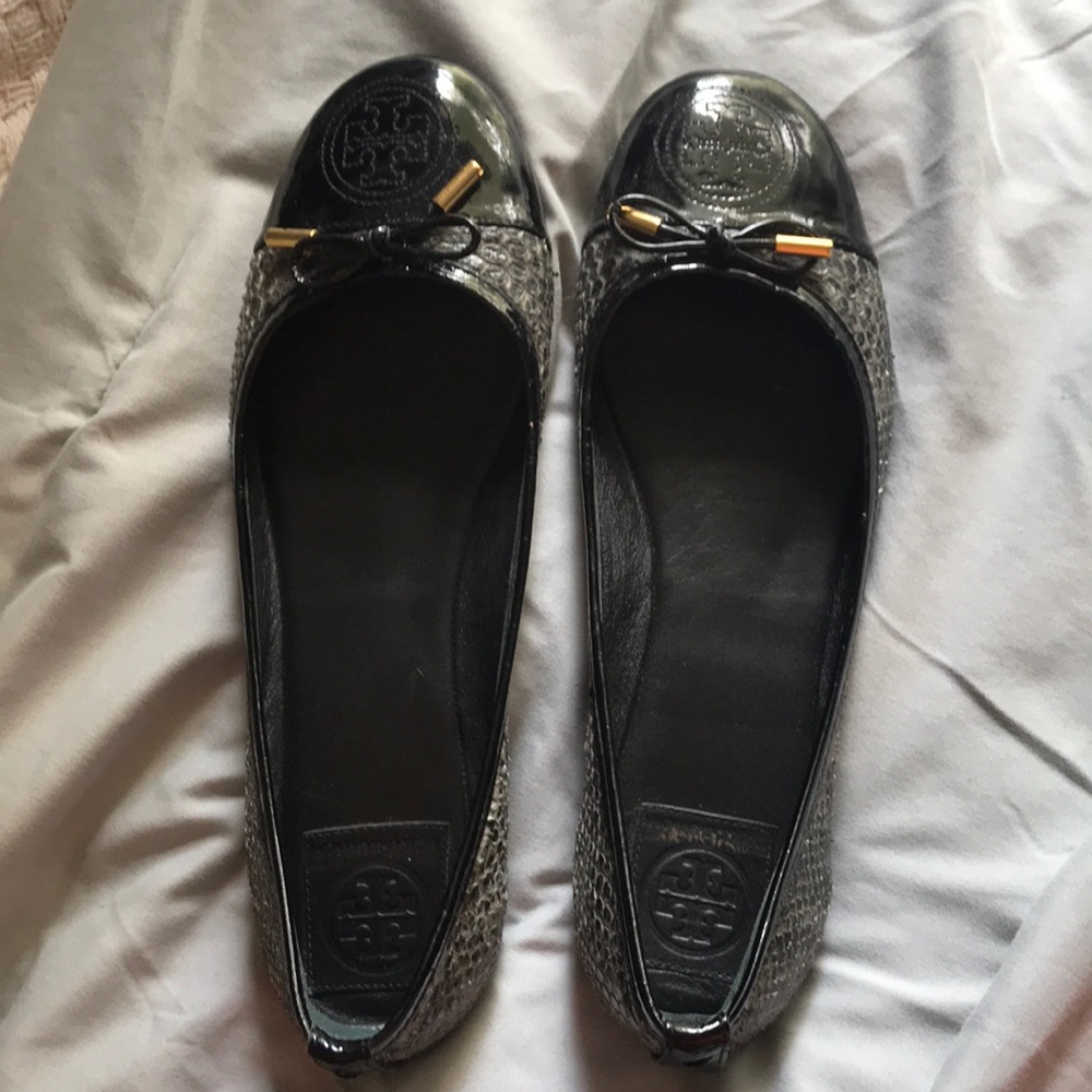 Snake skin Tory Burch flats
